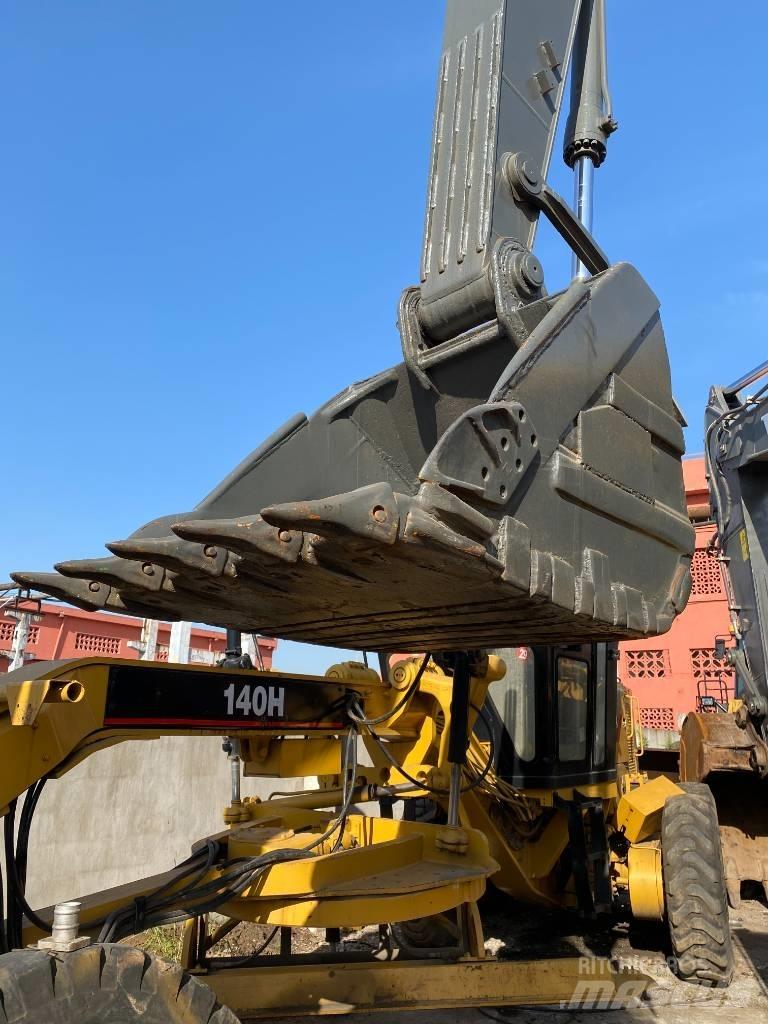 Volvo EC 210 B LC Pelle sur chenilles