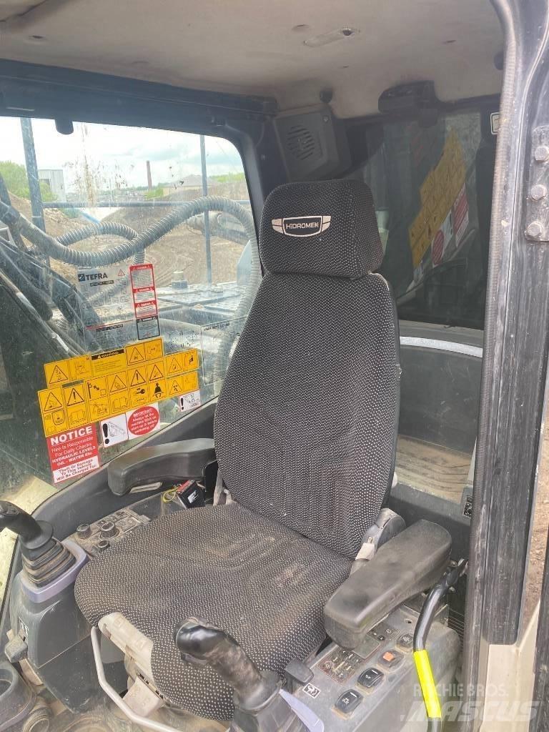 Hidromek HMK 220 LC Pelle sur chenilles