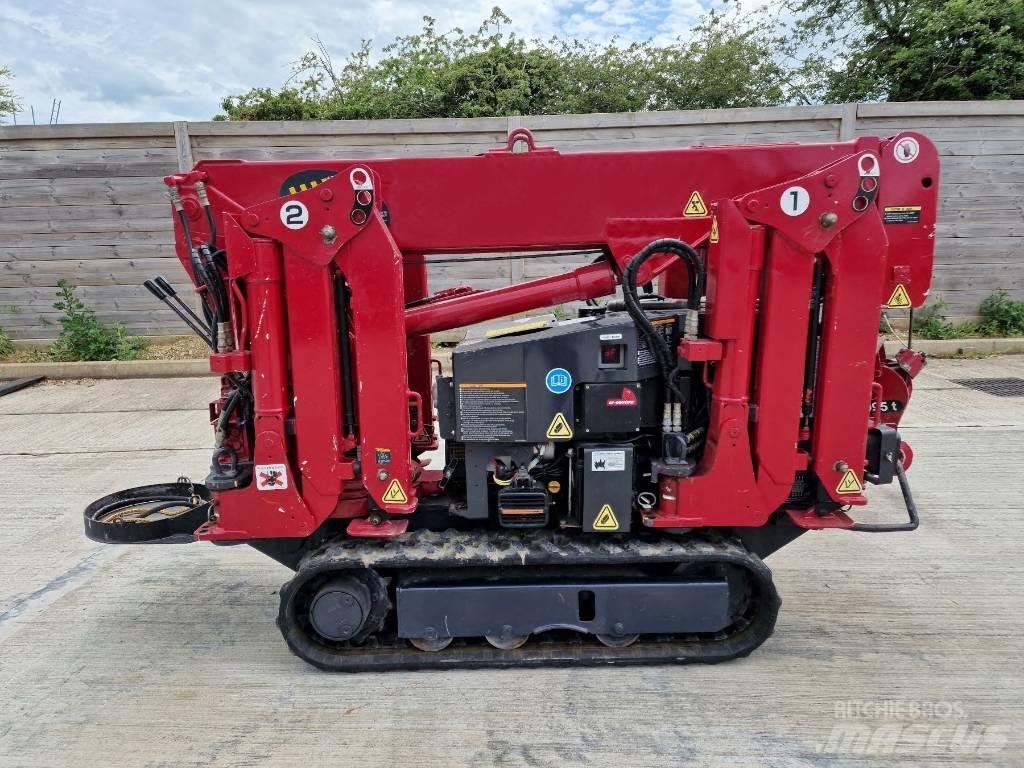 Unic URW-094 CER Mini grue