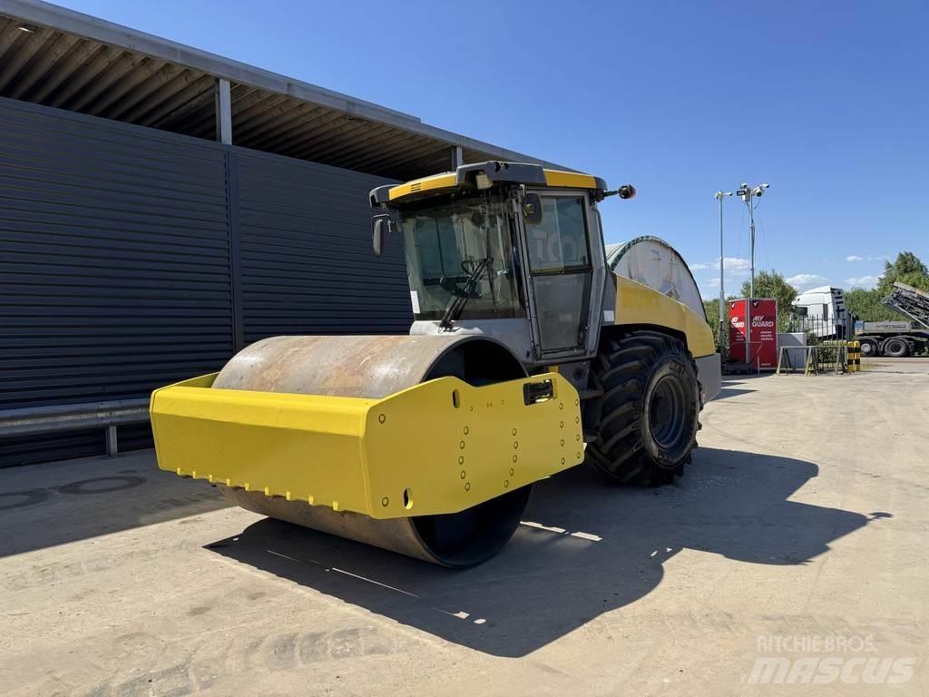 Dynapac CA3500D Rouleaux monocylindre