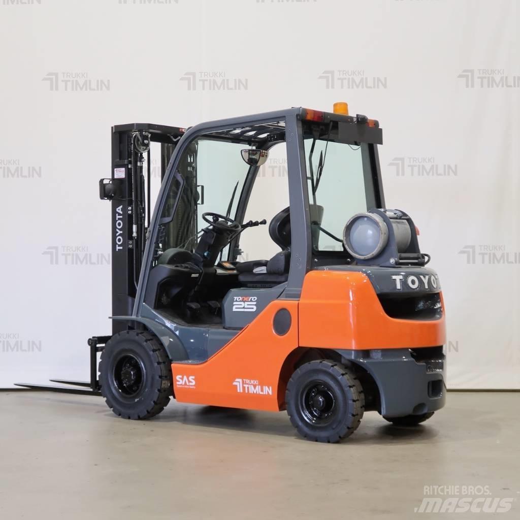 Toyota 02-8FGF25 Chariots GPL
