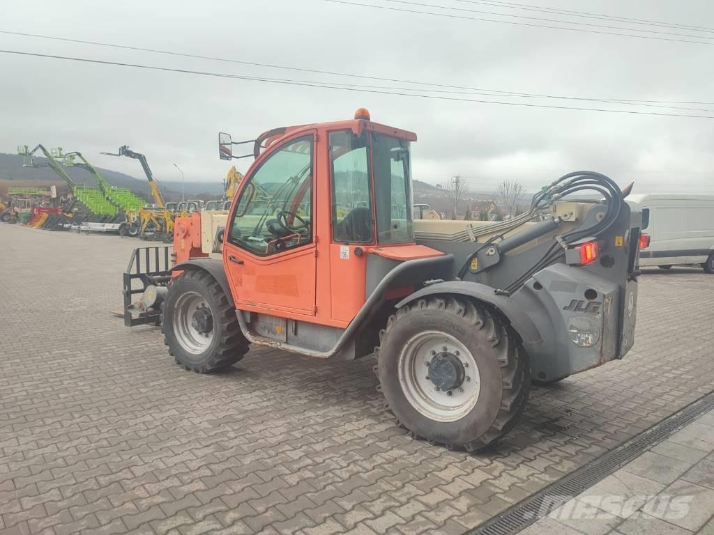 JLG 4013 Chargeuse télescopique sur pneus