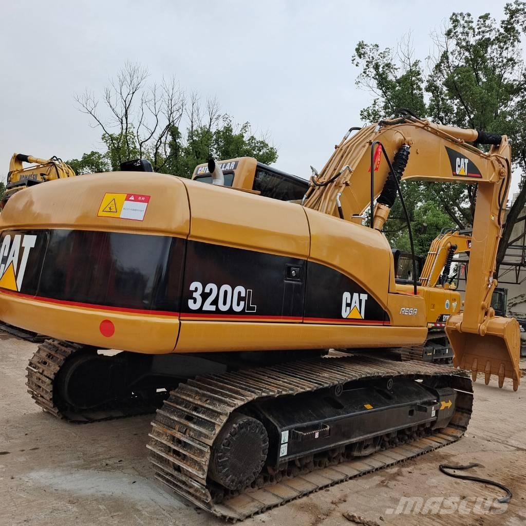 CAT 320 C L Pelle sur chenilles
