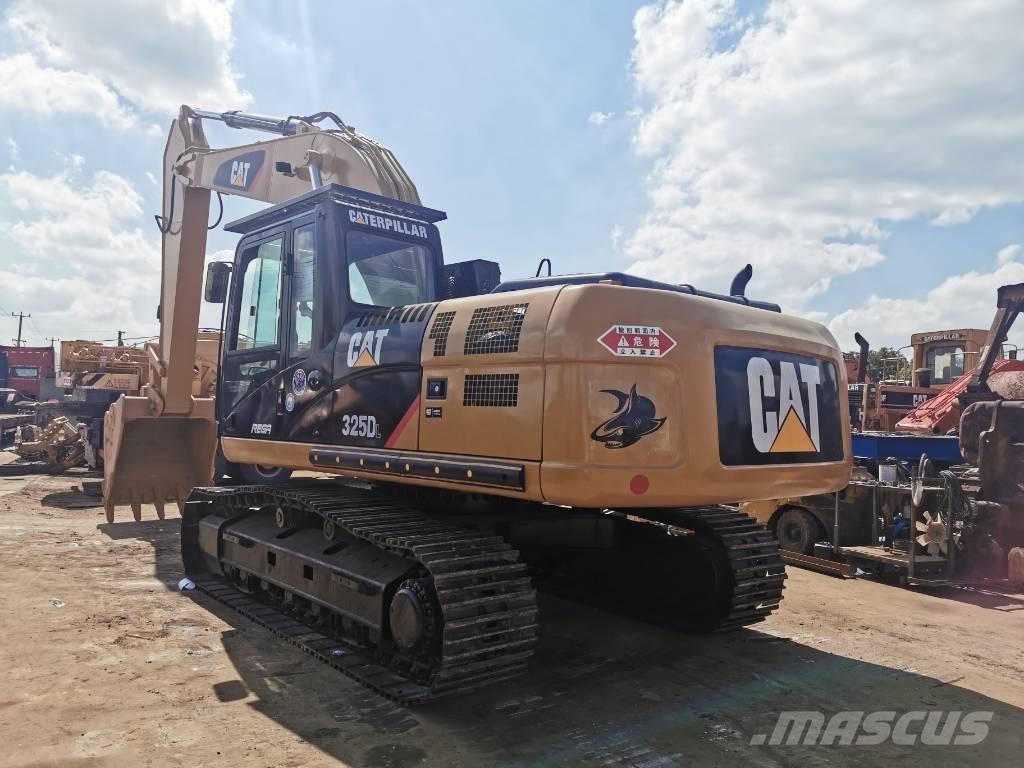 CAT 325 D L Pelle sur chenilles
