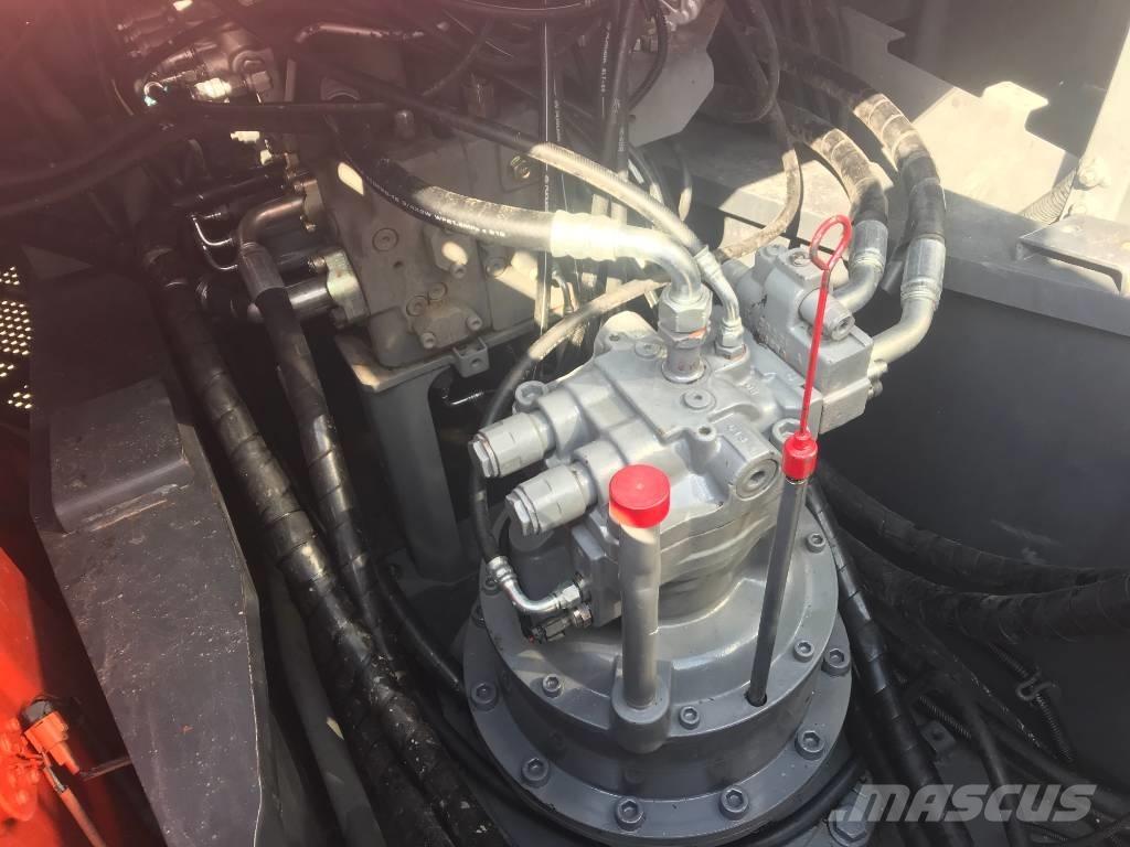 Hitachi ZX 240-3 Pelle sur chenilles