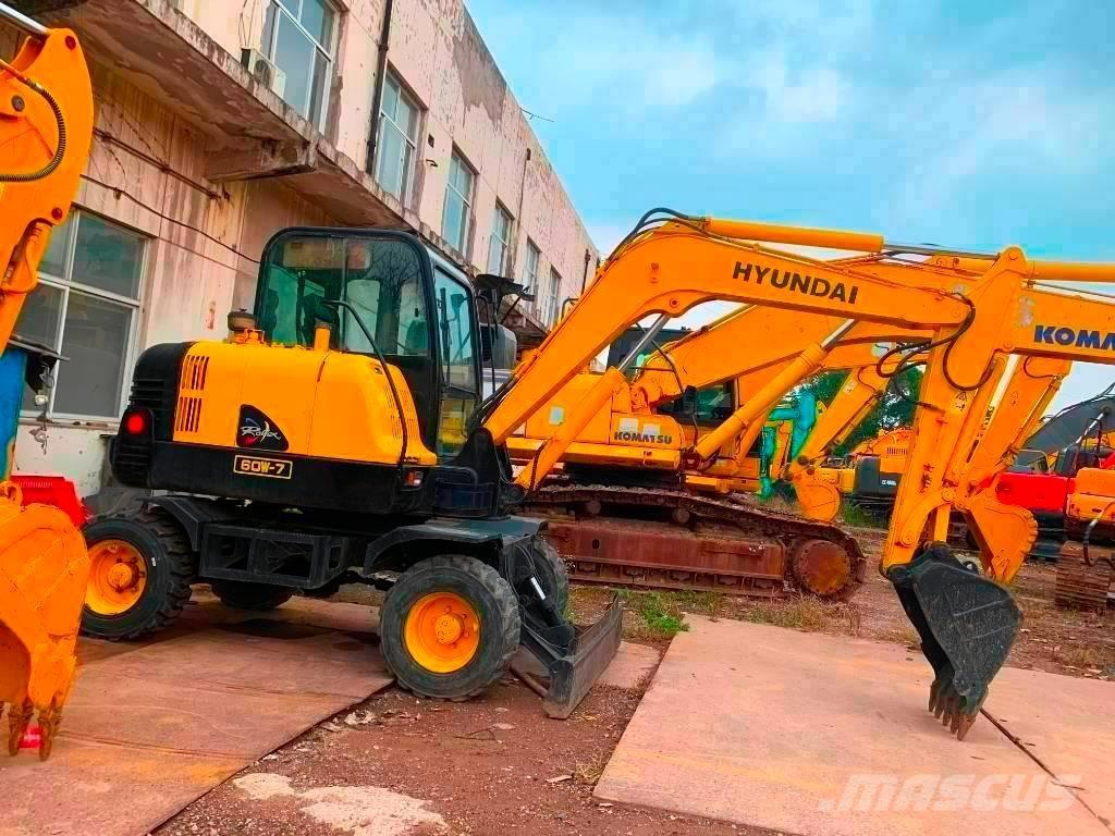 Hyundai Robex 60 W-7 Pelle sur pneus