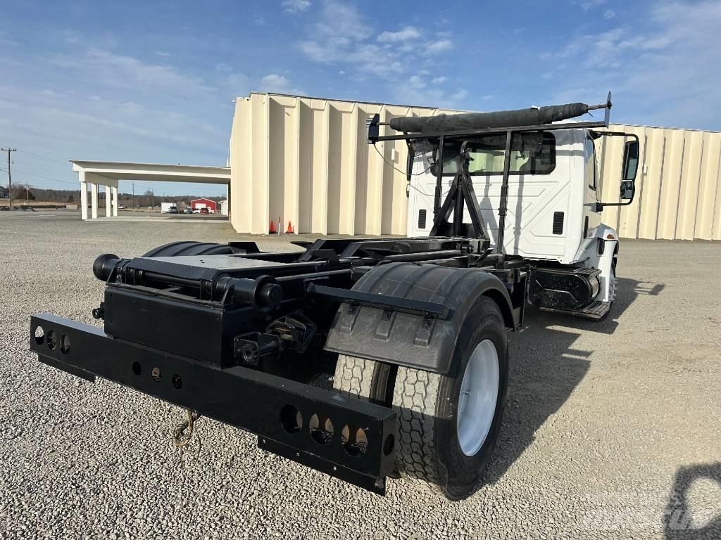 International 4400 Camion poubelle