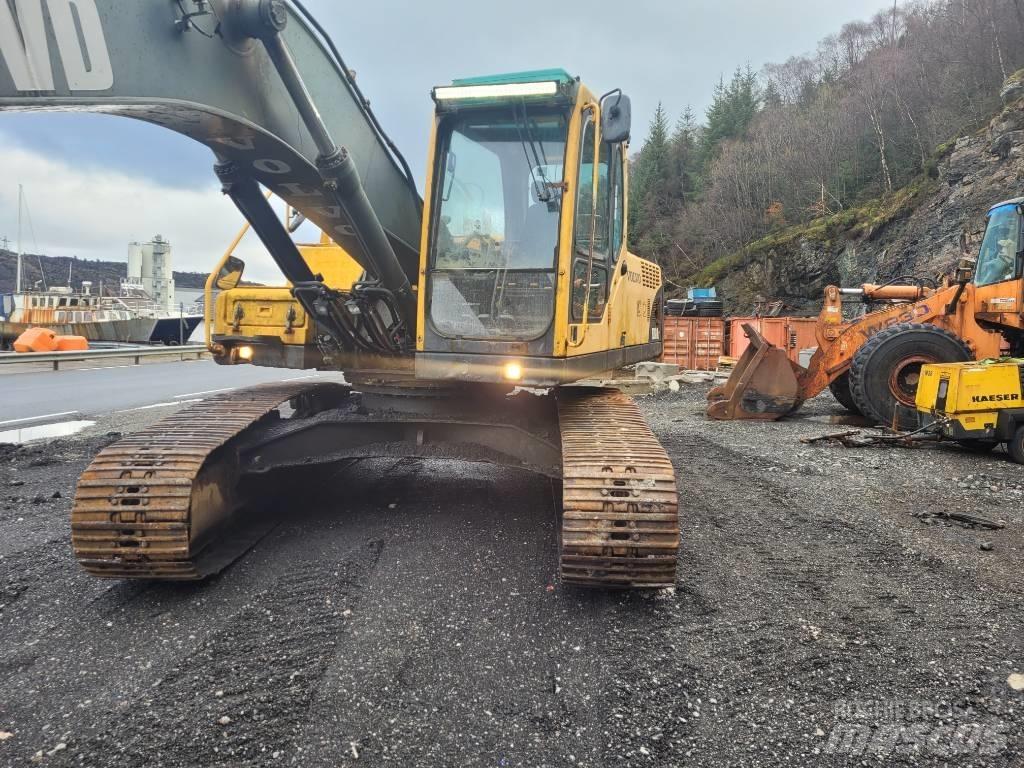 Volvo EC 240 Pelle sur chenilles