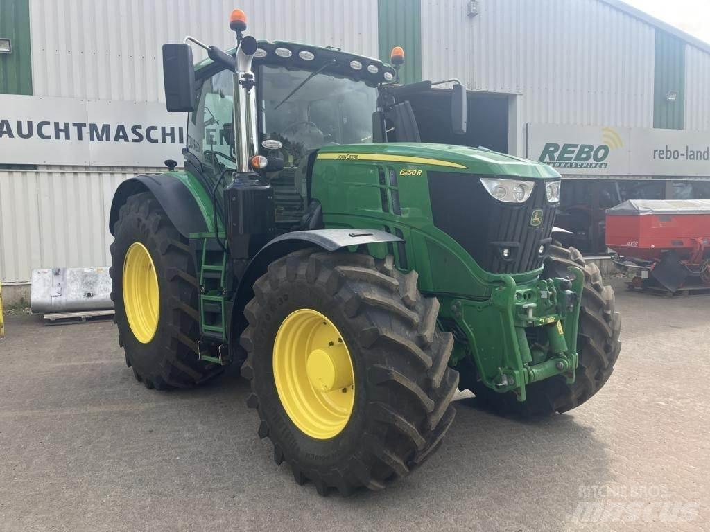 John Deere 6250R Tracteur