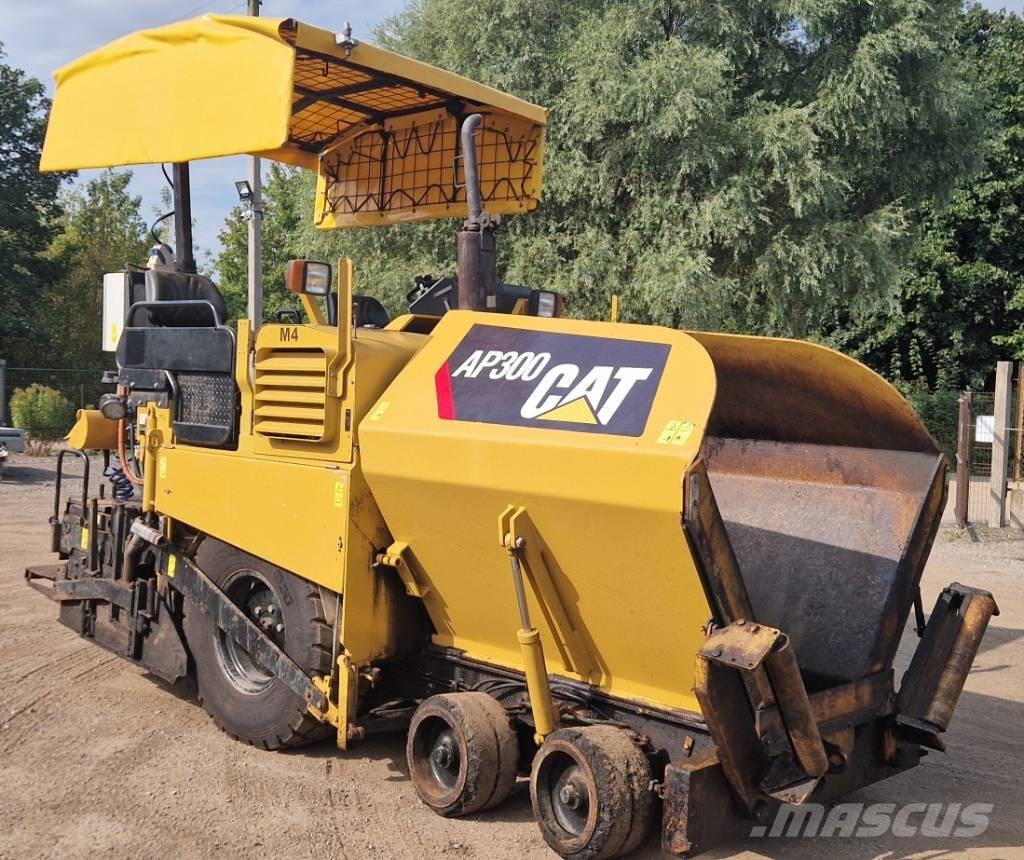 CAT AP300 Finisseur