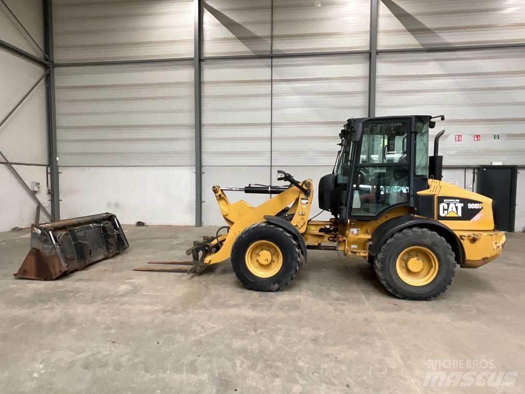 CAT 908 H Chargeuse sur pneus