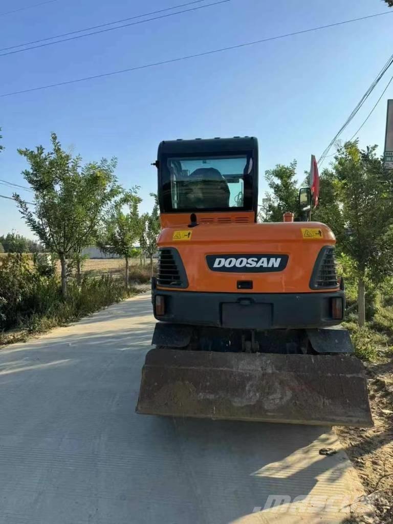 Doosan DX 60 Mini pelle < 7t