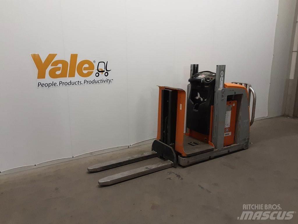 Still EK-X Préparateur de commande haute levée