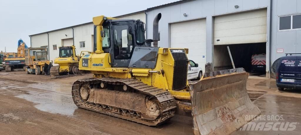 Komatsu D 61 EX-15 Bouteurs sur chenilles