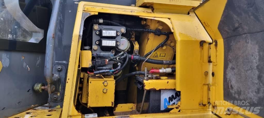 Komatsu D 61 EX-15 Bouteurs sur chenilles