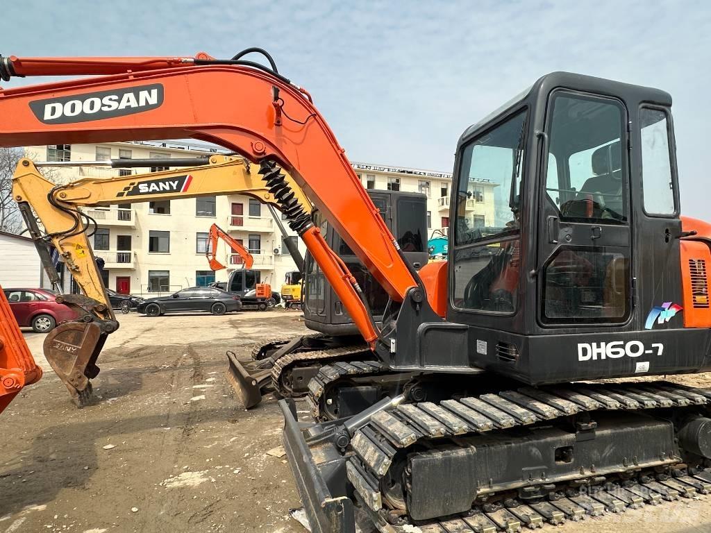 Doosan DH 60 Mini pelle < 7t