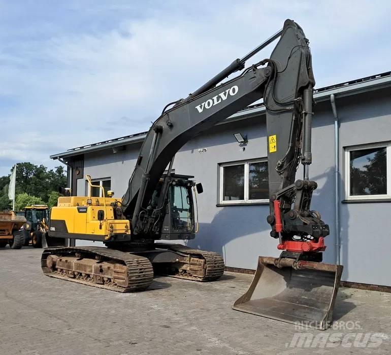 Volvo EC 300 D L Pelle sur chenilles