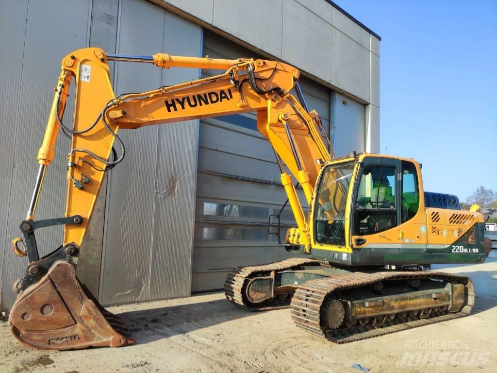 Hyundai R220NLC-9A Pelle sur chenilles