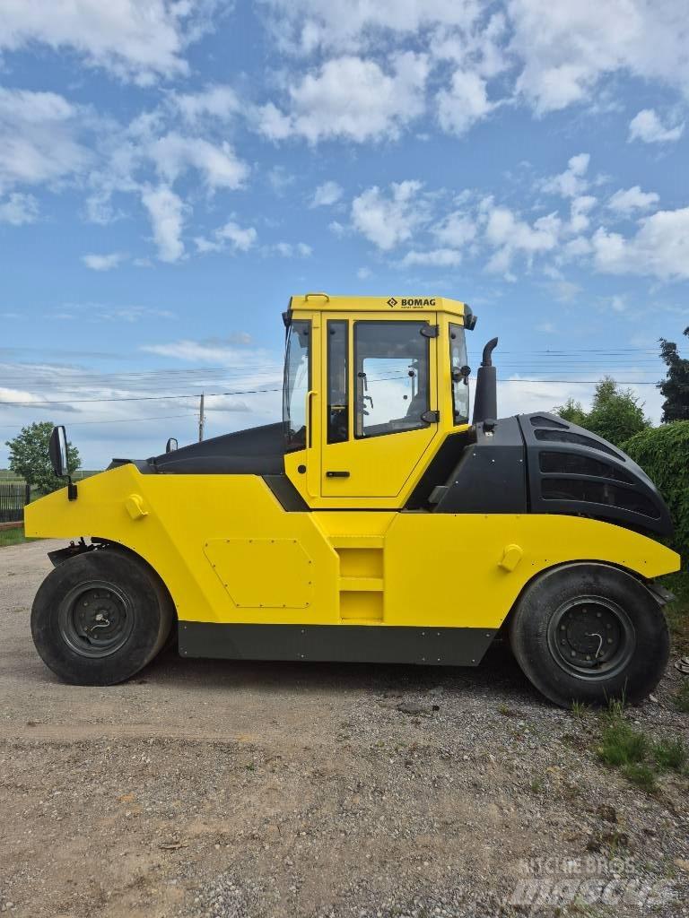Bomag BW 24 R H Rouleaux à pneumatiques