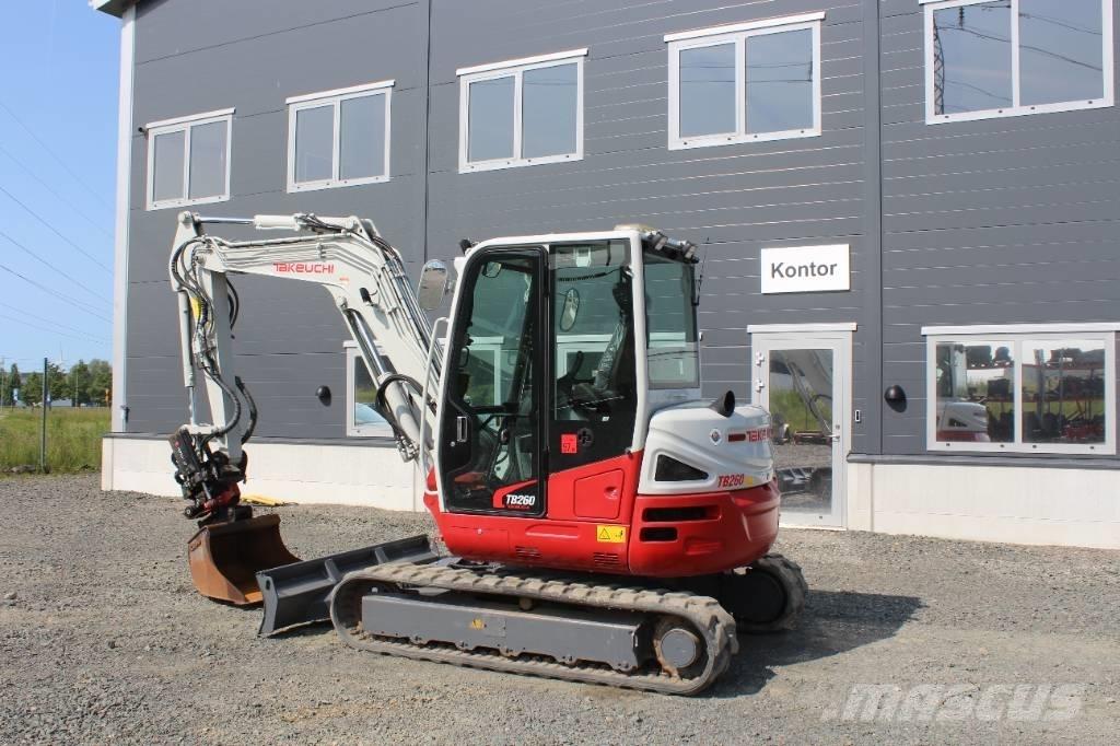 Takeuchi TB 260 Mini pelle < 7t