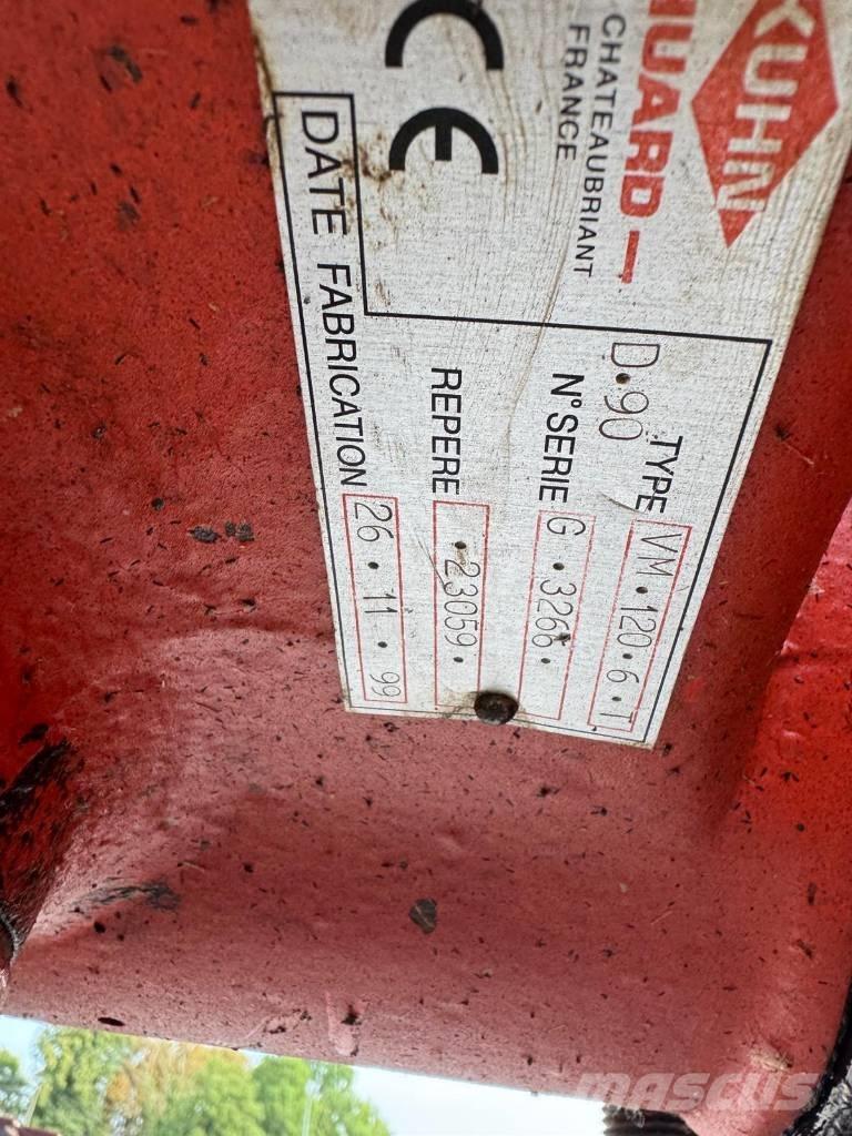 Kuhn Vari-Master 120 Charrue réversible