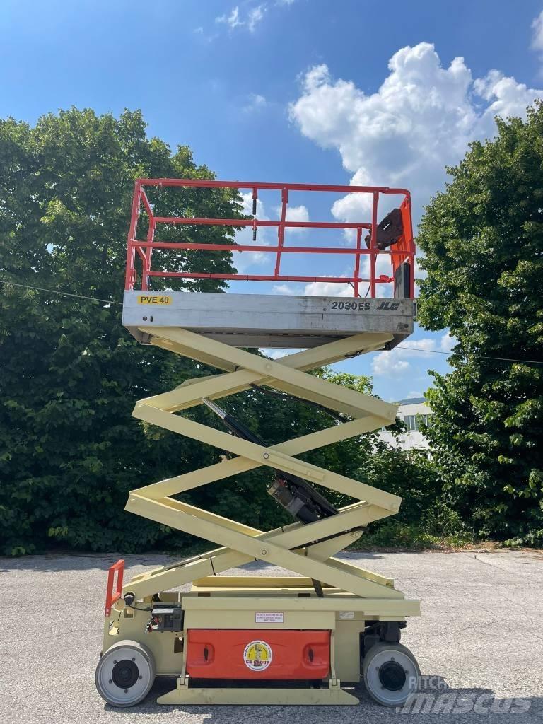 JLG 2030 ES Nacelle ciseaux