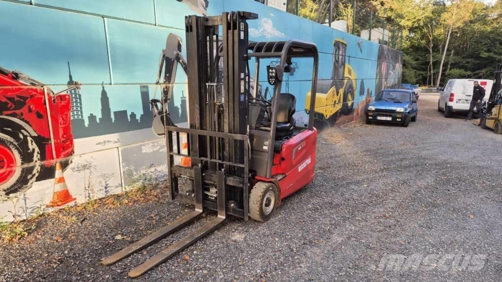 Manitou ME 318 Chariots élévateurs électriques