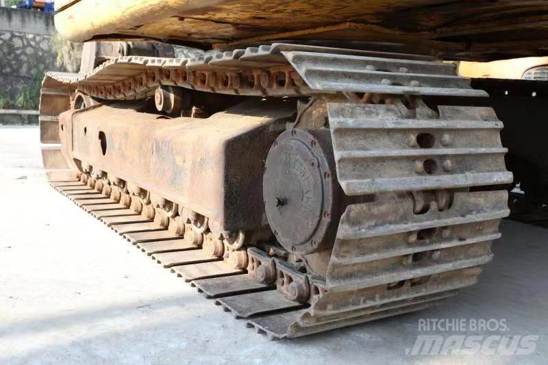 Komatsu PC 120-6E Mini pelle < 7t