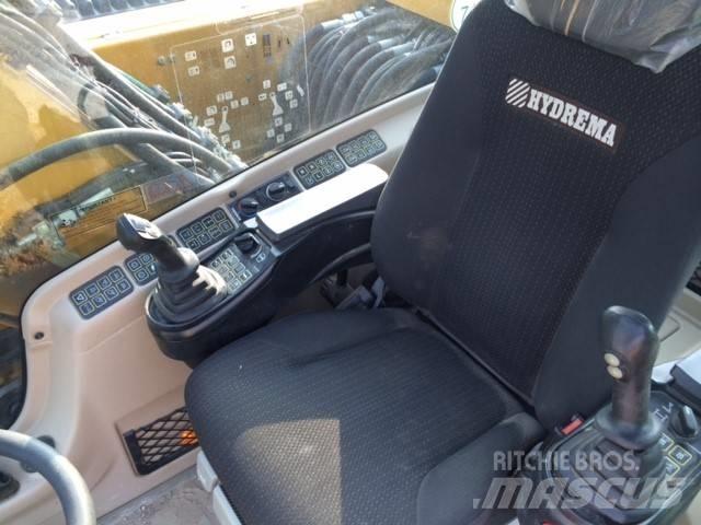 Hydrema MX16 Pelle sur pneus