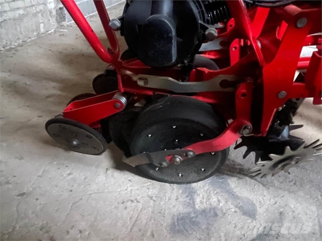 Väderstad TPV 12 Semoir de précision