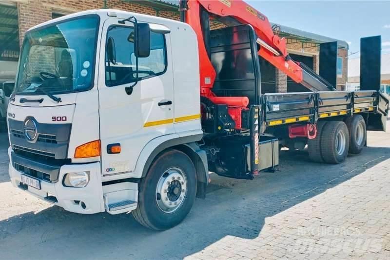 Hino 500 1627 Autre camion