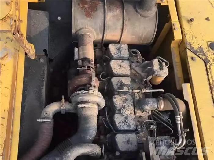 Komatsu PC 200-7 Pelle sur chenilles