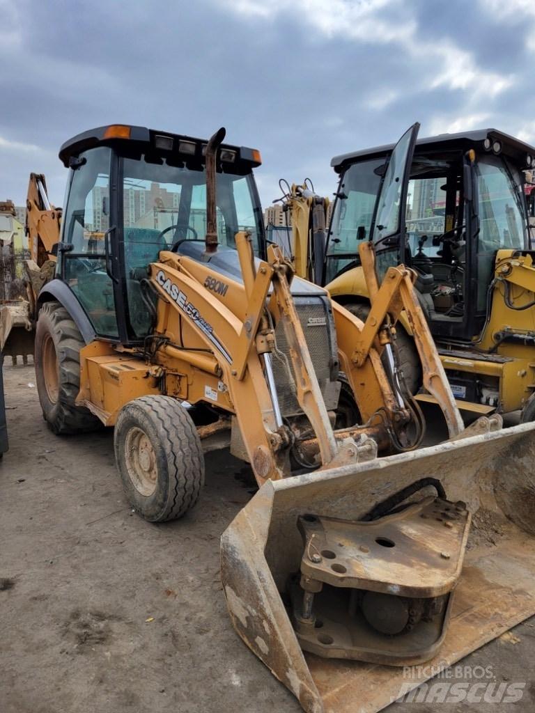 CASE 580 M Tractopelle