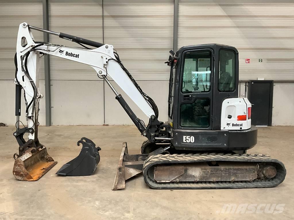 Bobcat E 50 EM Mini pelle < 7t