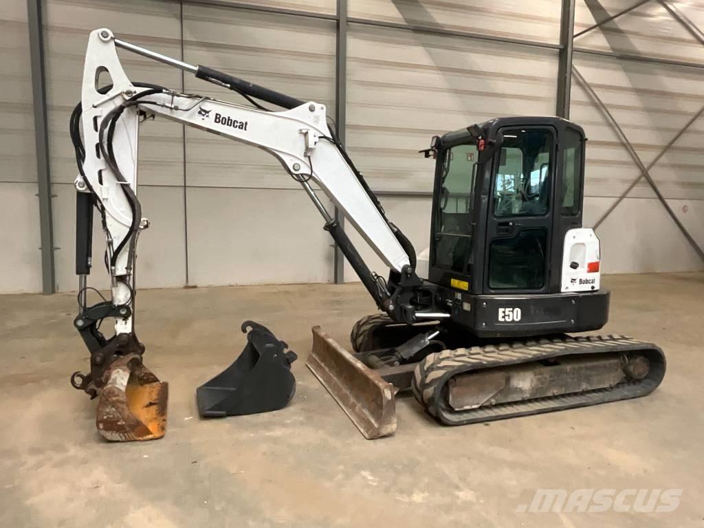 Bobcat E 50 EM Mini pelle < 7t