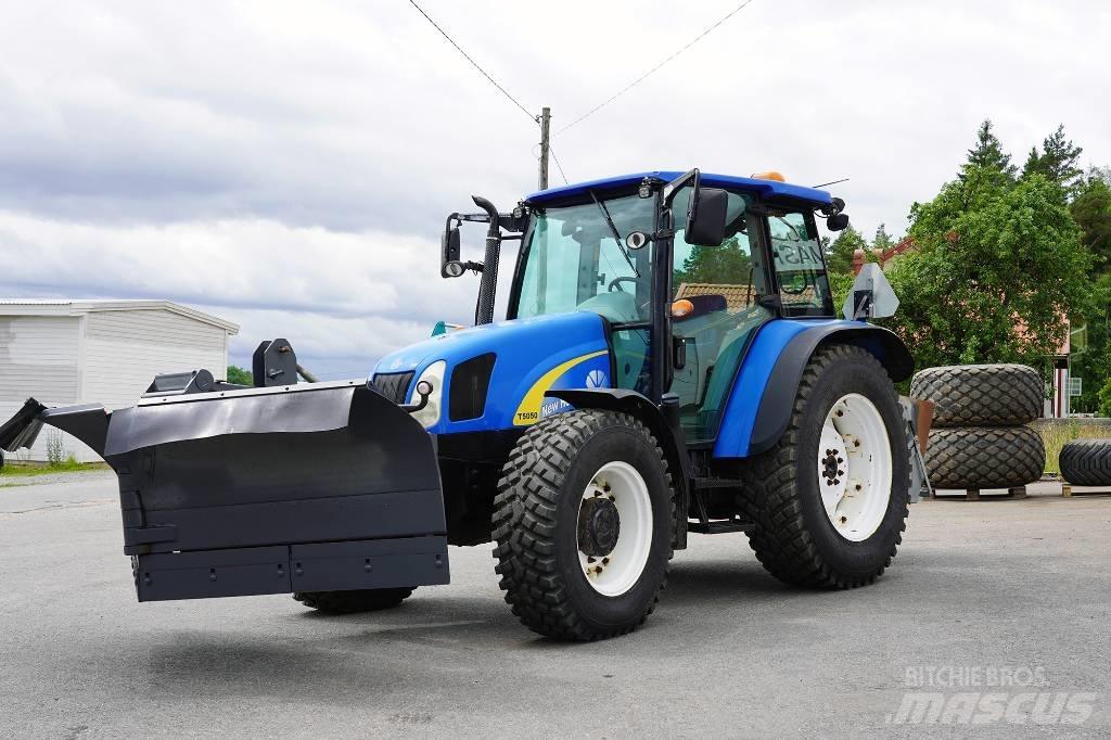 New Holland T 5050 Tracteur