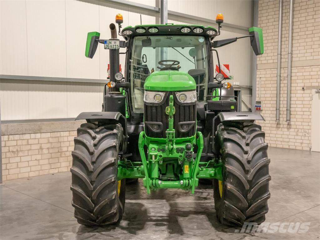 John Deere 6R215 Tracteur