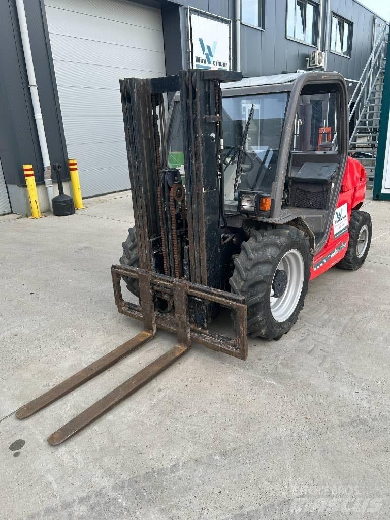 Manitou MH 25.4 Chariot tout terrain