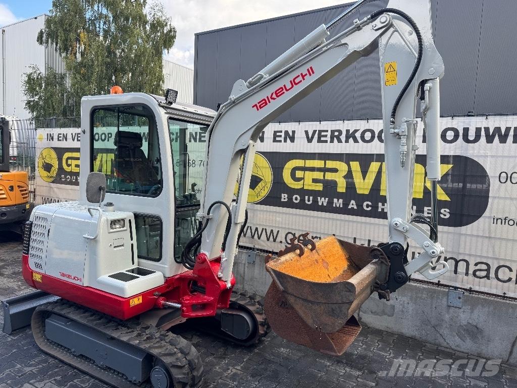 Takeuchi TB125 Mini pelle < 7t