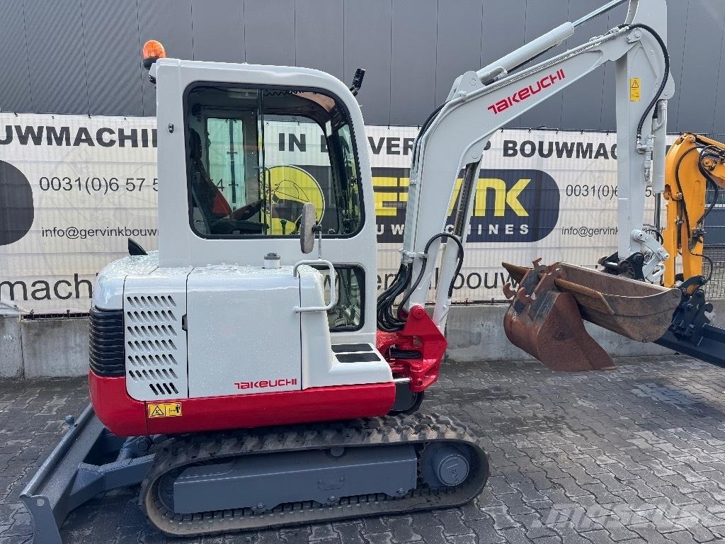 Takeuchi TB125 Mini pelle < 7t