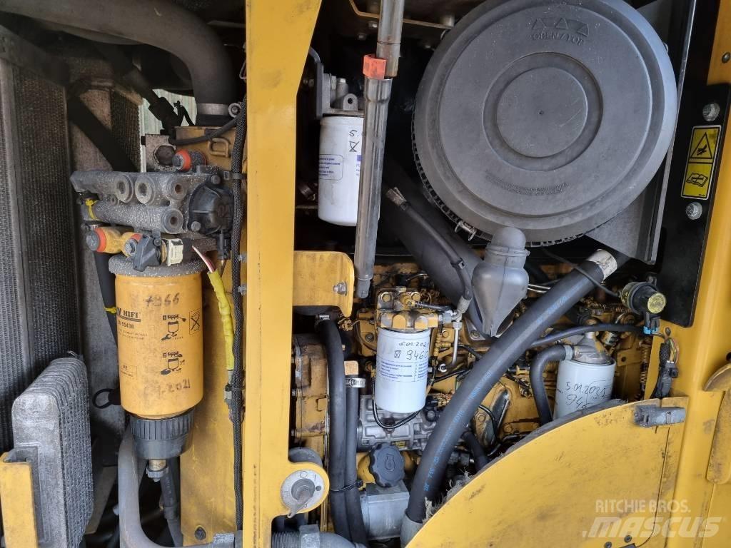 CAT 930 H Chargeuse sur pneus