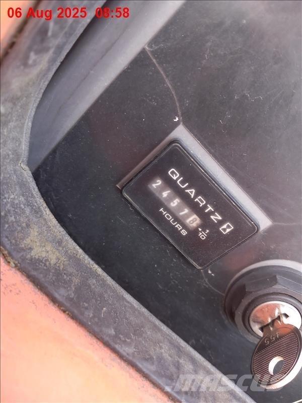 JLG 600 AJ Nacelles articulées