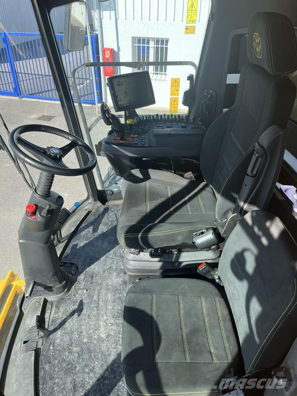 New Holland CX8.70 Moissonneuse batteuse