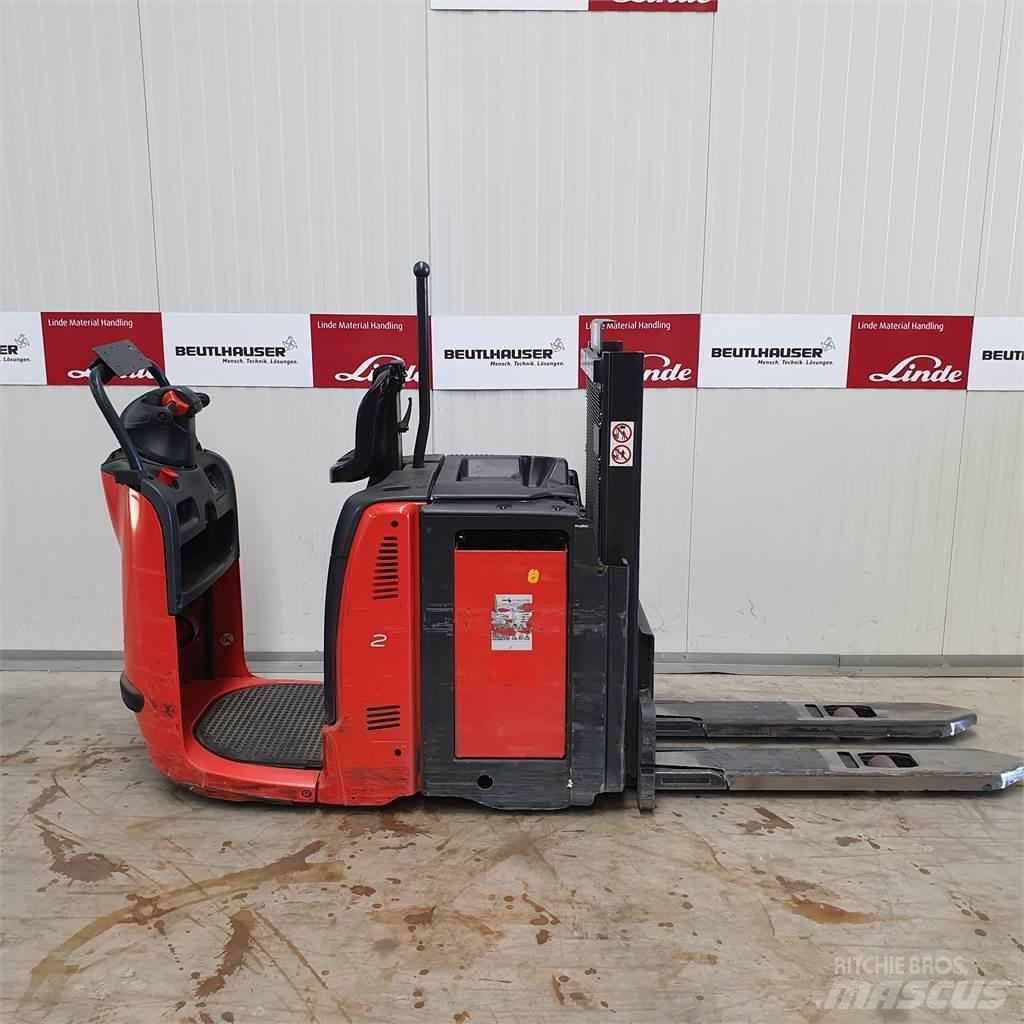 Linde N20L kurz Préparateur de commande moyenne levée