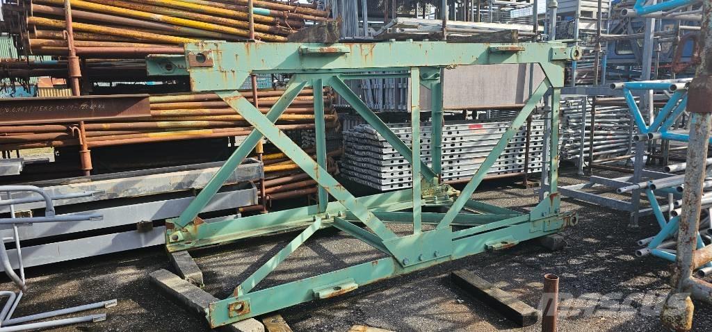 Potain F 15/15C Grue à tour