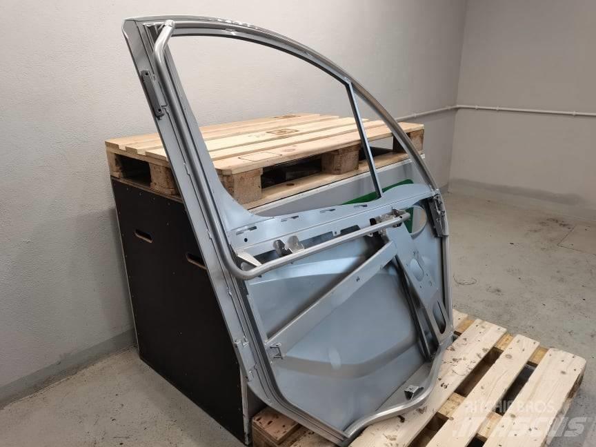 Manitou MLT 733 door Cabine