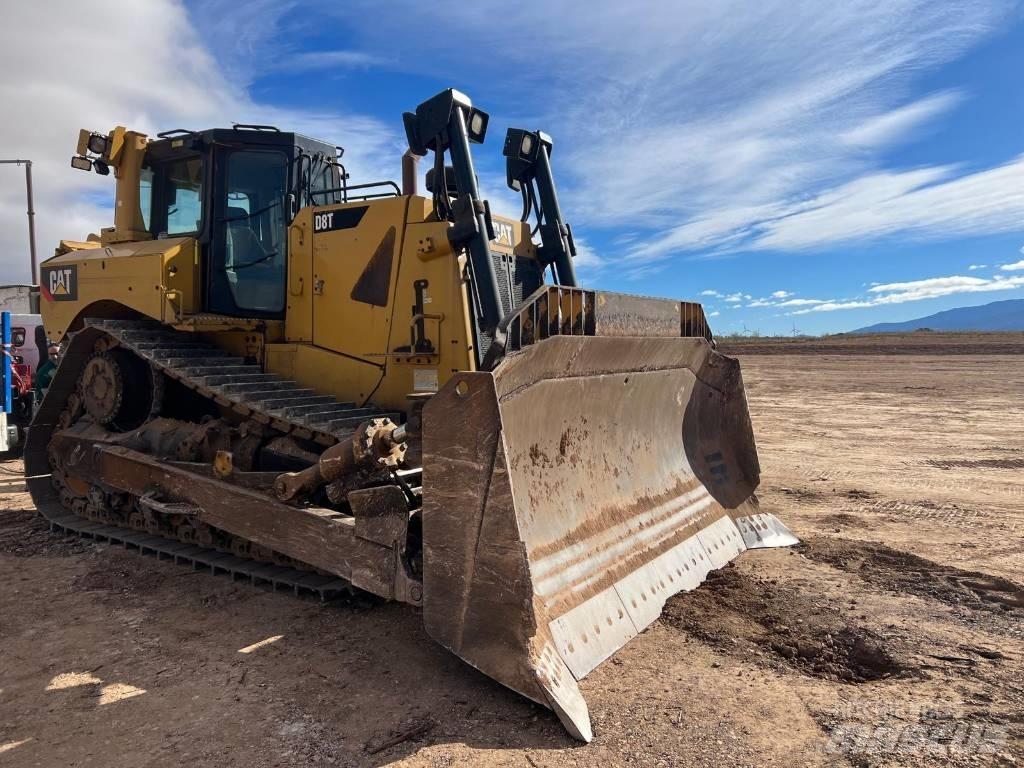CAT D 8 T Bouteurs sur chenilles