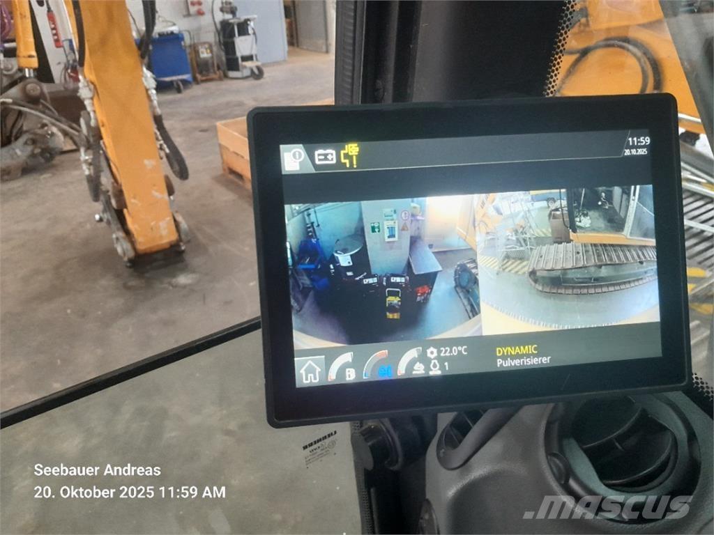 Liebherr R922 Pelle sur chenilles