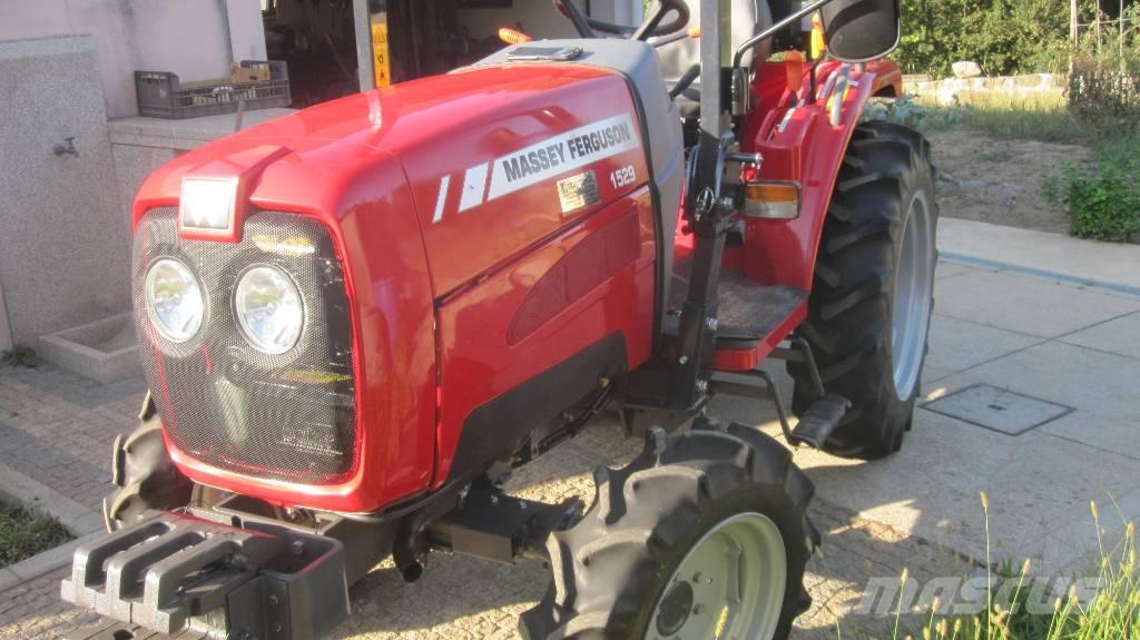 Massey Ferguson 1529 Tracteur