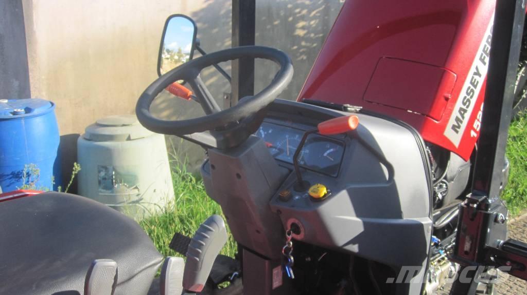 Massey Ferguson 1529 Tracteur